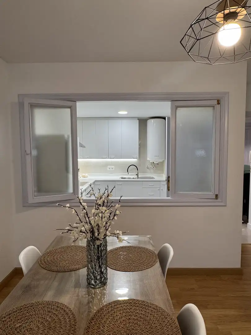 Cocina de Piso de alquiler en Vilagarcía de Arousa con Calefacción y Amueblado