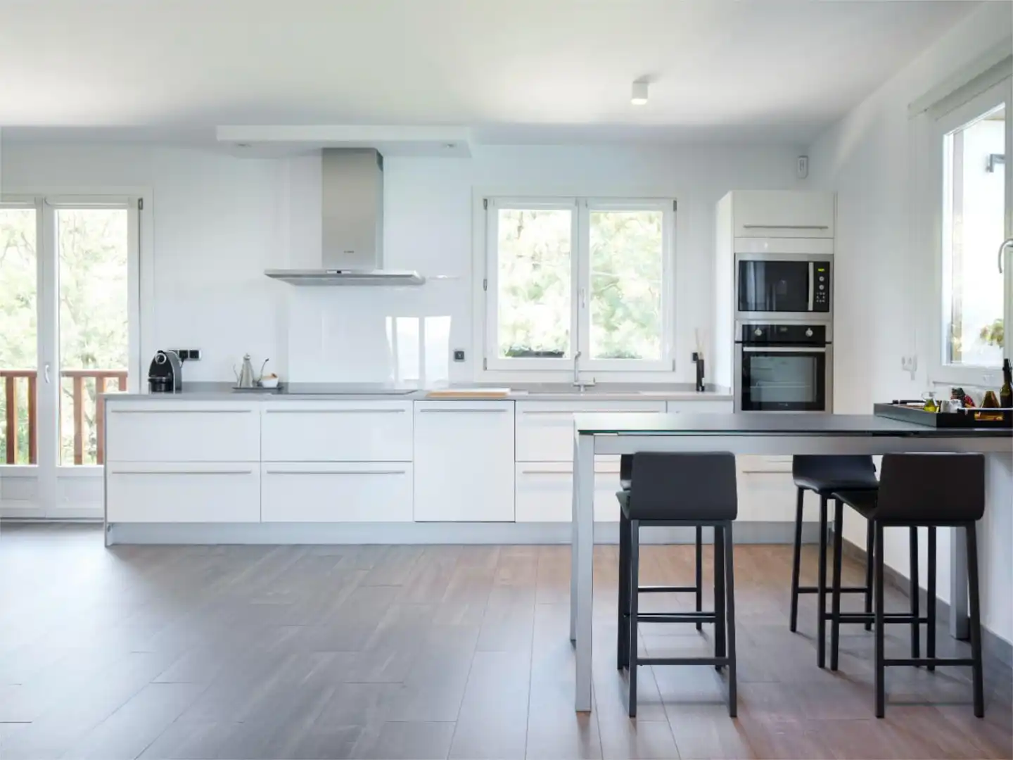 Flat for rent in Barrio Gornutz-Montaña, 9, Hondarribia Kitchen of Flat for rent in Hondarribia with Heating, Private garden and Parquet flooring
