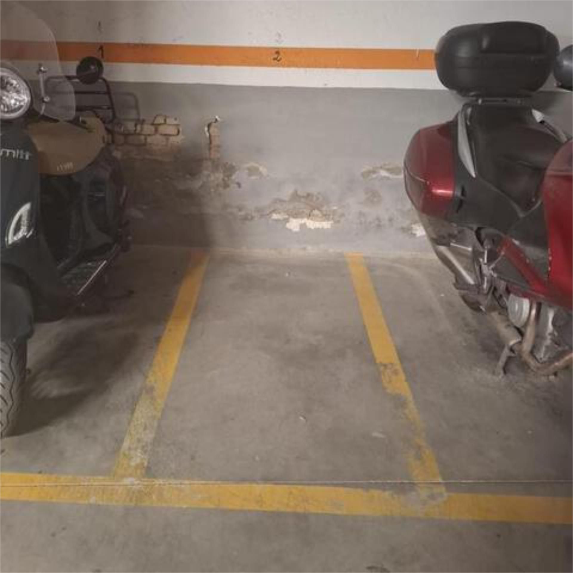 Garatge de lloguer a San Gil Aparcament de Garatge de lloguer en  Sevilla Capital