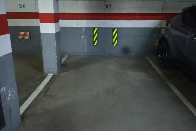 Garage to rent in Calle Toledo, 8bis, Val, Madrid - image 1 Photo 1 of Garage to rent in Calle Toledo, 8bis, Val, Madrid