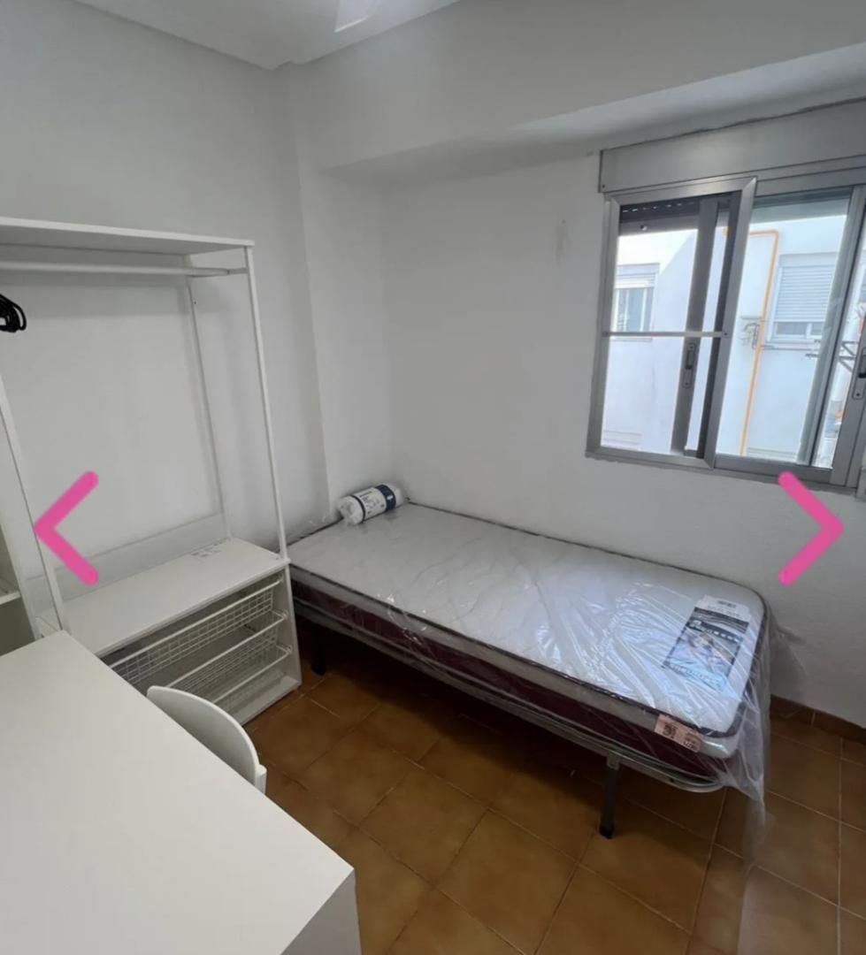 Bedroom of Flat to rent in  Valencia Capital  with Air Conditioner, Heating and Furnished