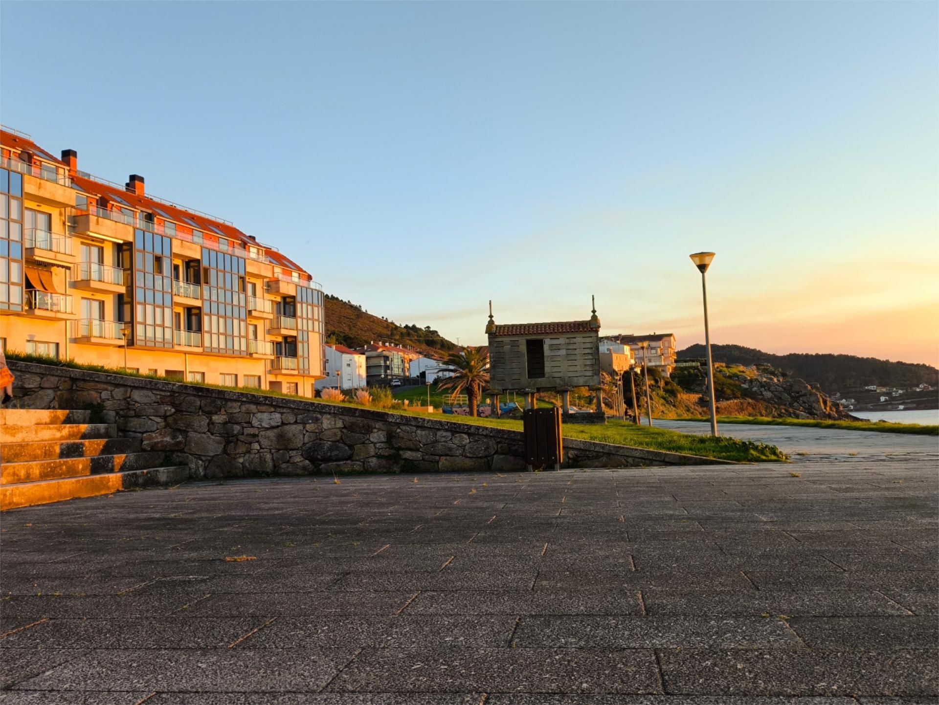 Vista exterior de Ático de alquiler en Porto do Son con Calefacción, Terraza y Amueblado