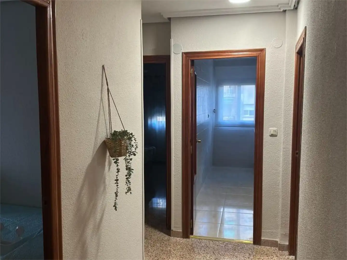 Room in Carrer Sant Antoni, 93, La Constitución - Canaleta Flat for share in Mislata with Furnished and Balcony