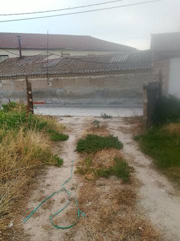 Terreno en Venta en Calle Bernuy, 1 en Santiuste de San Juan Bautista