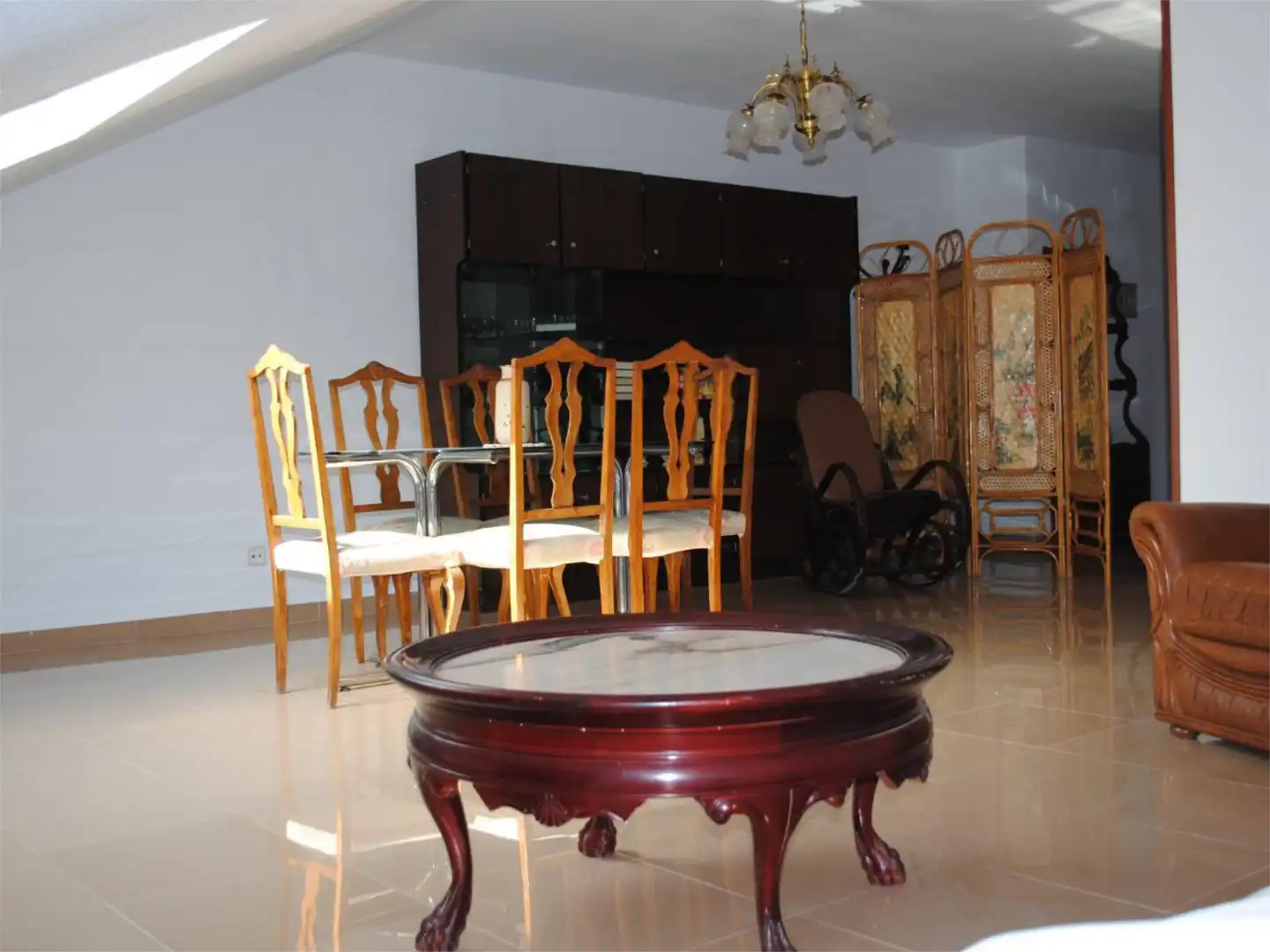 Ático en venta en Avenida de Los Cabreros, 4, Madrigal de la Vera Comedor de Ático en venta en Madrigal de la Vera con Aire acondicionado y Balcón