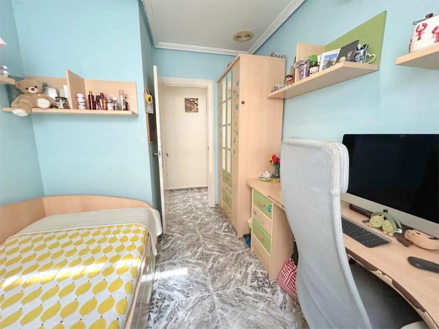 Ático en venta en Avenida Diego Ramírez Pastor, 15, Avenida Habaneras - Curva de Palangre Habitación de Ático en venta en Torrevieja con Aire acondicionado, Terraza y Balcón
