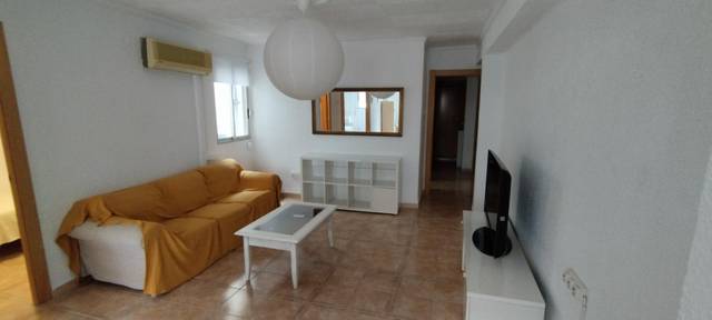 Piso en Alquiler en Carrer Sant Antoni, 58 en La Constitución - Canaleta