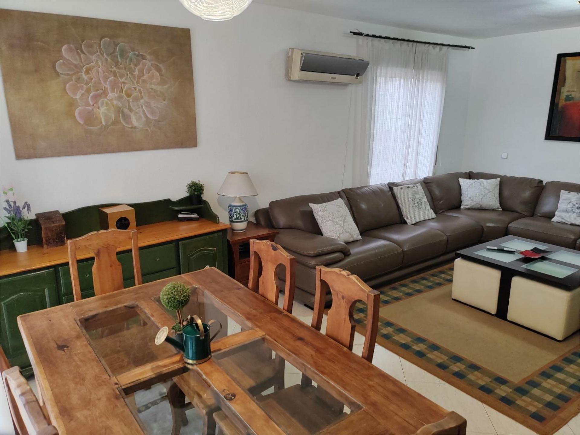 House or chalet for sale in Travesia de Amargura, 5, Navalagamella Living room of House or chalet for sale in Navalagamella  with Air Conditioner, Heating and Terrace