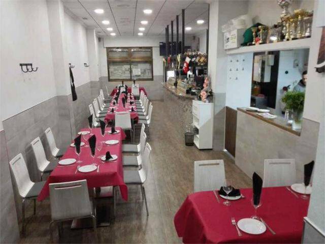 Local comercial en Alquiler en Centro