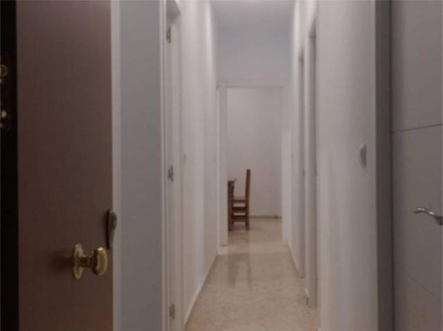 Piso en Alquiler en Calle Carlos Brujes, 3 en Tiro de Línea