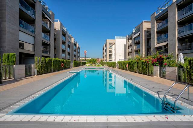 Piso en Venta en Carrer de l'Uruguai, 2A en Es Camp Redó