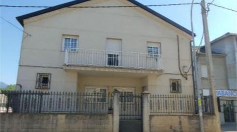 Premises for sale in Avenida del Puente, 24, Carracedelo, León - image 3 Photo 3 of Premises for sale in Avenida del Puente, 24, Carracedelo, León