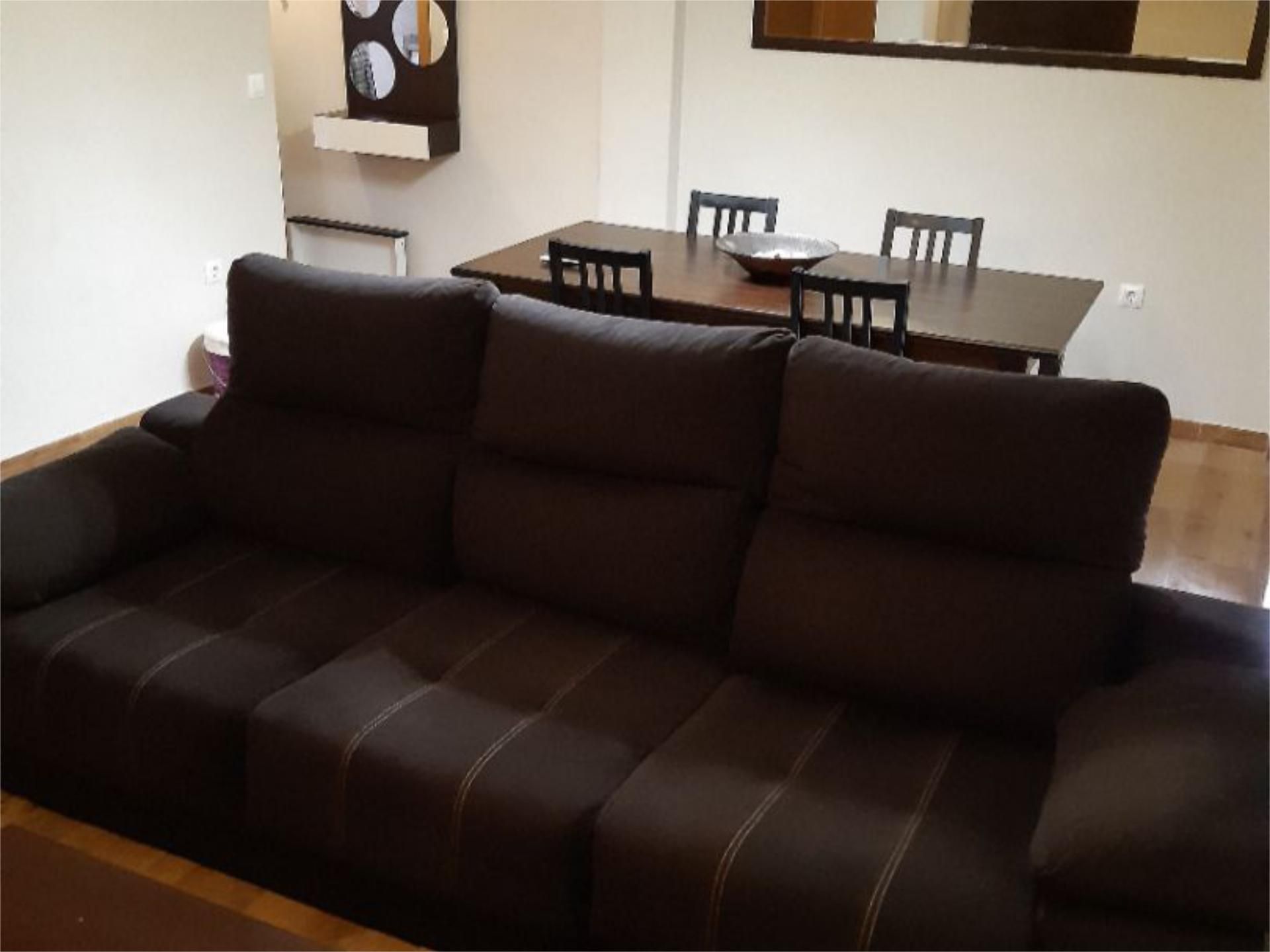 Living room of Flat to rent in  Sevilla Capital  with Air Conditioner, Heating and Furnished