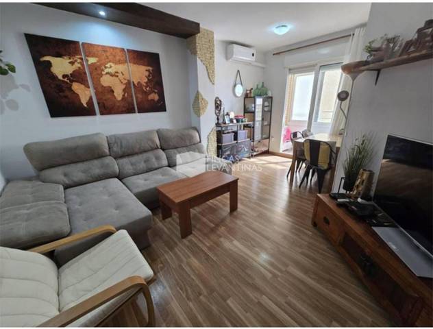 Piso en Venta en Carretera de Agost, 23 en Norte