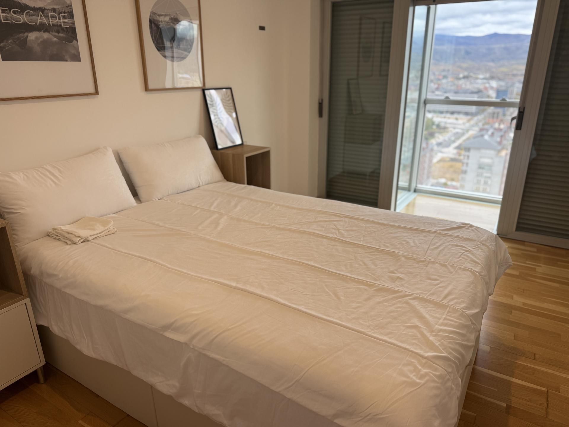 Pis de lloguer a Calle Ronda Norte, 9, Centro Dormitori de Pis de lloguer en Ponferrada amb Calefacció, Parquet i Terrassa