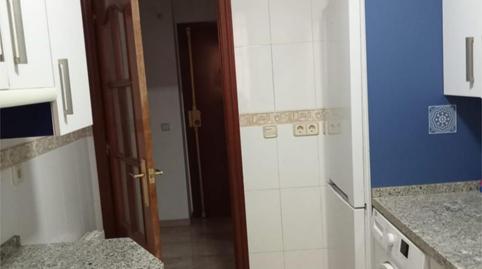 Photo 3 of Flat to rent in Calle Alcalá Wenceslada, 2, Ctra. Circunvalación - La Magdalena, Jaén