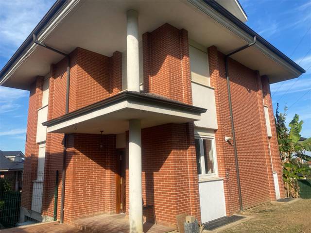 Piso en Venta en Barrio el Tojo, 33 en Revilla