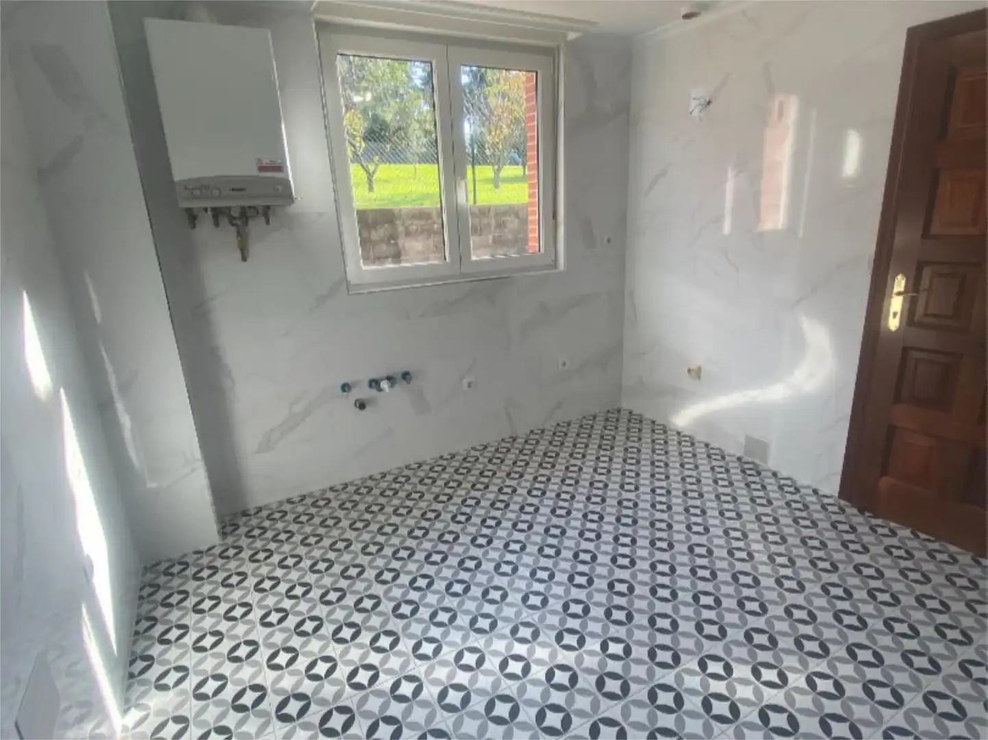 Baño de Piso en venta en Camargo con Calefacción y Jardín privado