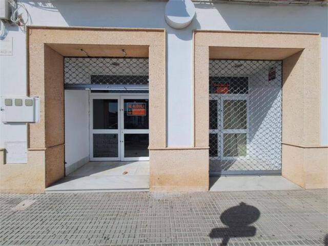 Local comercial en Alquiler en El Carmen