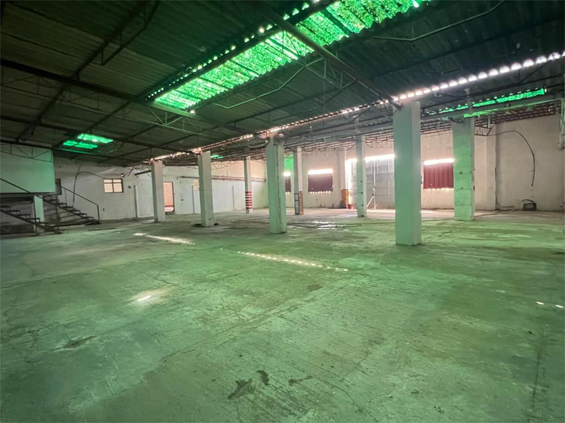 Nau industrial de lloguer en Badajoz Capital