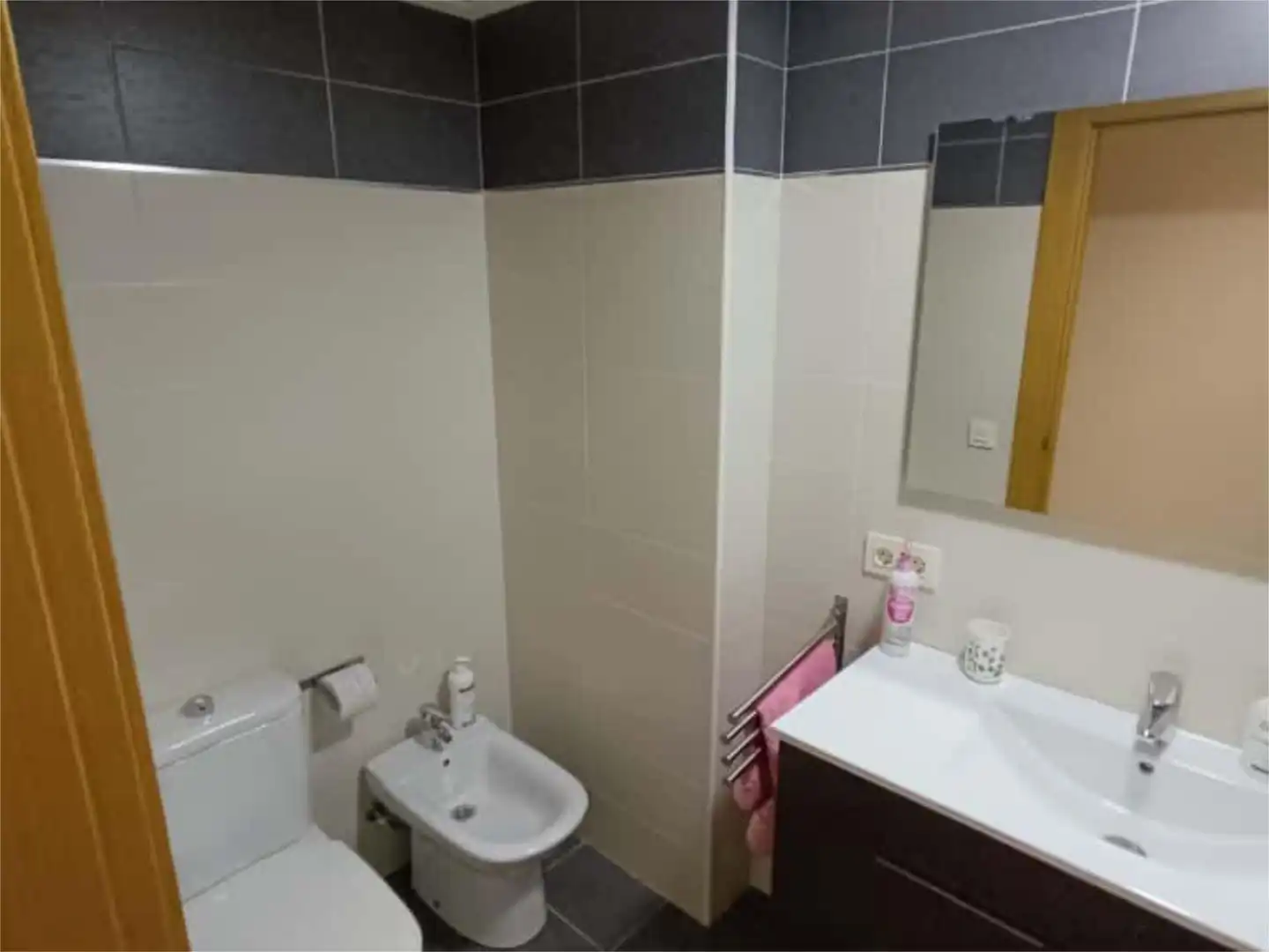 Piso en venta en Carrer Cardenal Payà, Fraternidad Baño de Piso en venta en Elda con Aire acondicionado, Terraza y Trastero