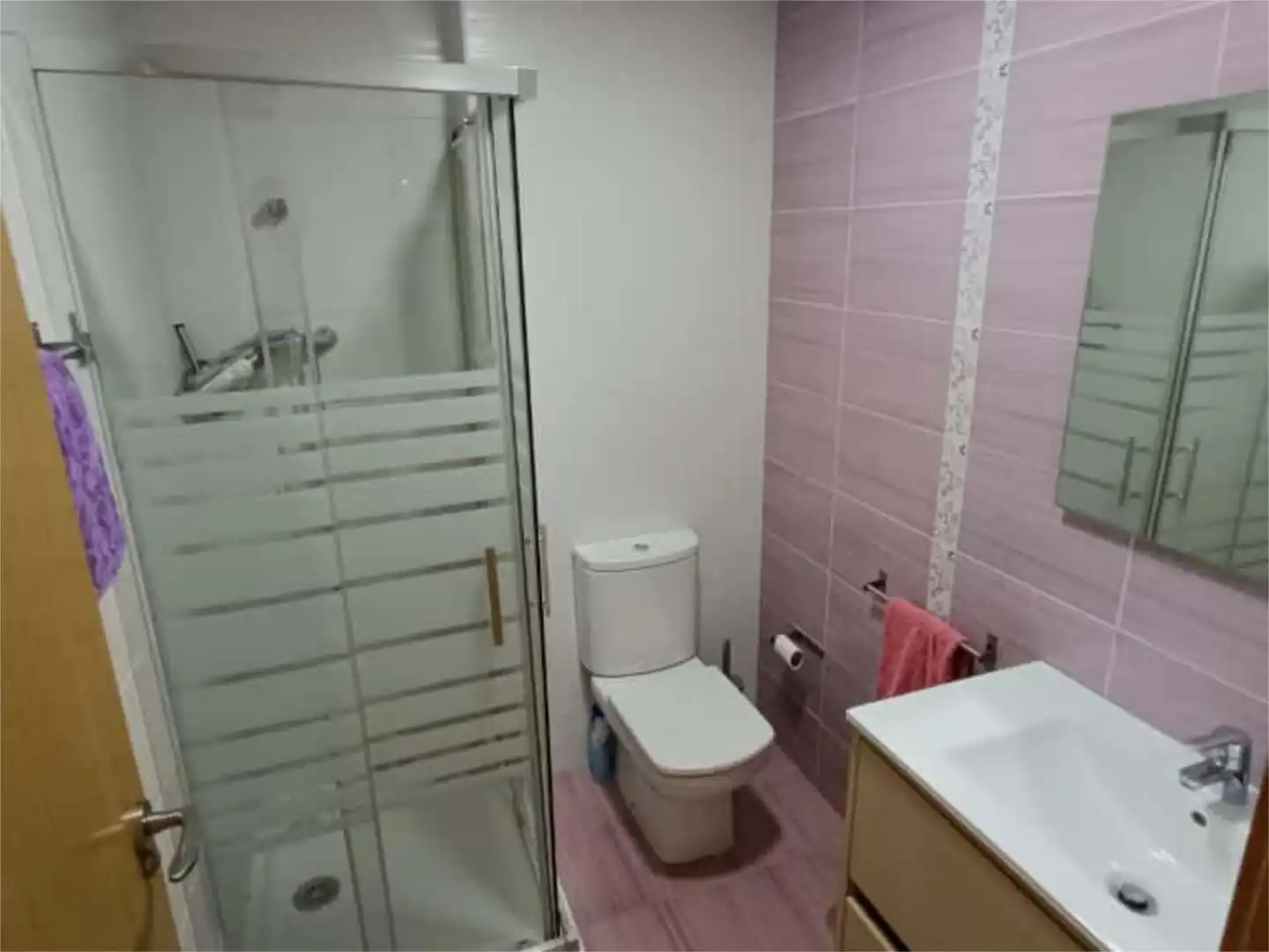 Piso en venta en Carrer Cardenal Payà, Fraternidad Baño de Piso en venta en Elda con Aire acondicionado, Terraza y Trastero