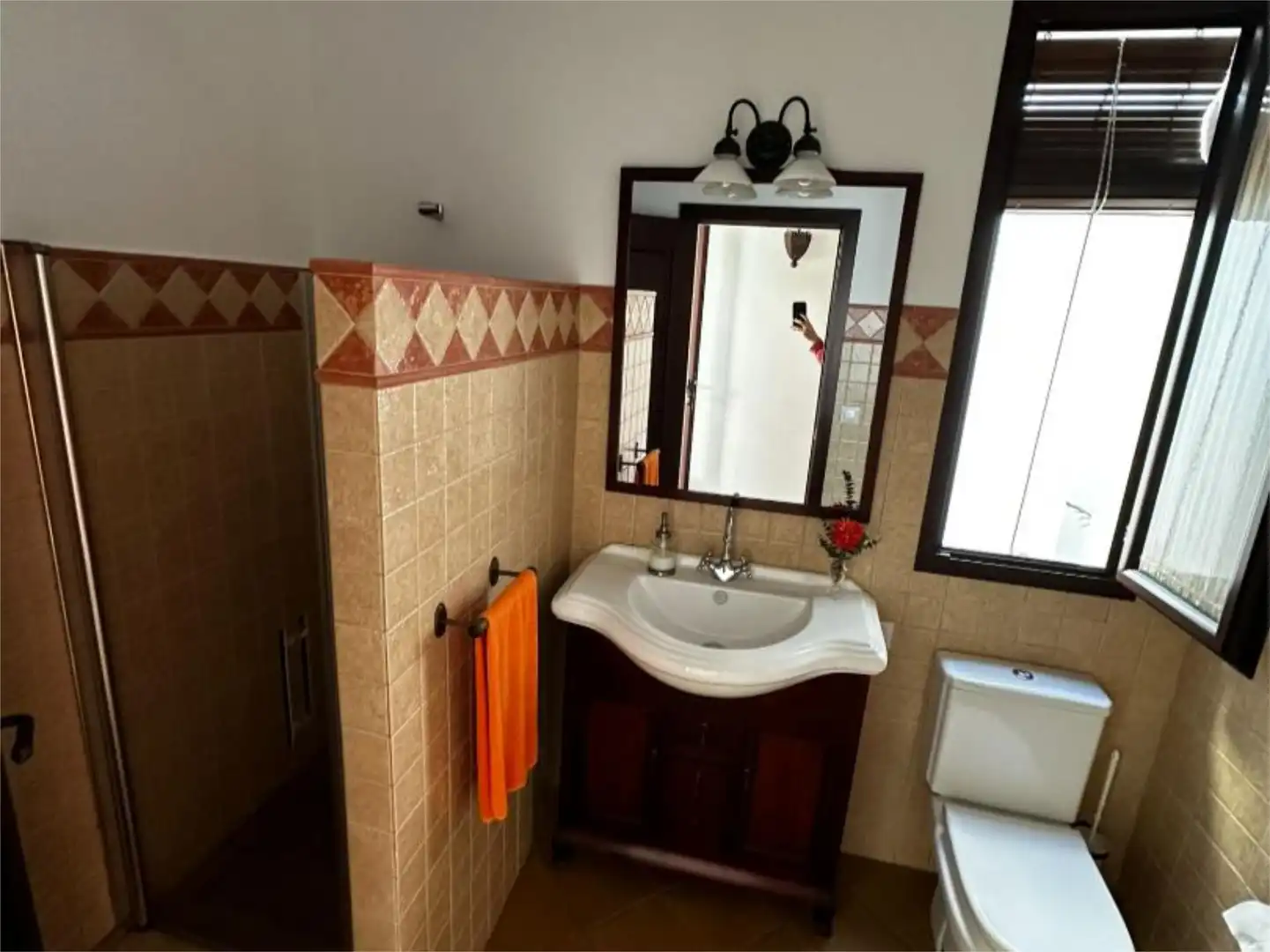 Casa o chalet en venta en Avenida Andalucia, 26, Villalba del Alcor Baño de Casa o chalet en venta en Villalba del Alcor con Aire acondicionado, Calefacción y Jardín privado