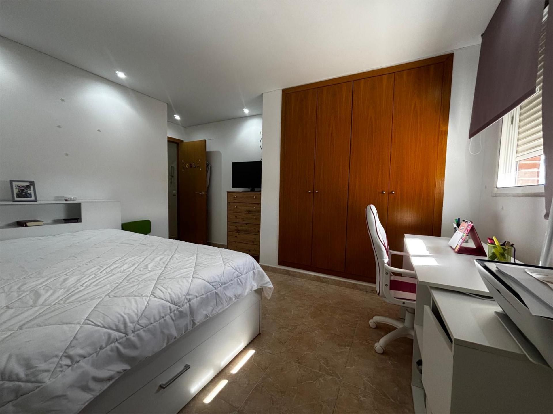 Flat for sale in Carrer de Sant Jaume, 207, Les Boqueres - Santa Quiteria Bedroom of Flat for sale in Almazora / Almassora with Air Conditioner and Terrace