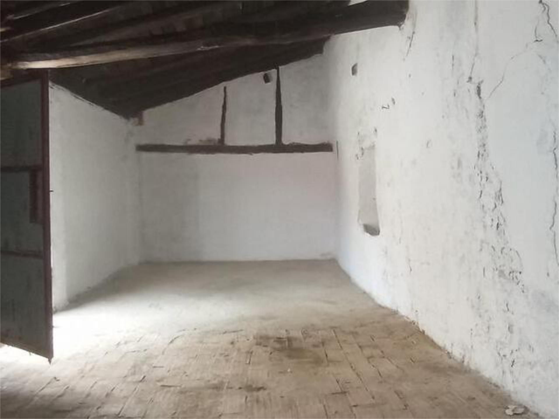 Box room to rent in Cevico de la Torre