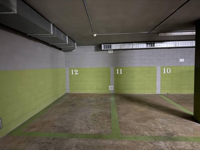 Garaje en Alquiler en Carrer d'Amadeu de Savoia, 30 en Torrent d'en Pere Parres