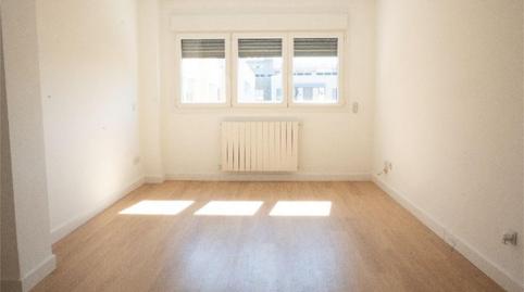 Photo 2 of Flat for sale in Calle Estrella Denébola, 21, Delicias, Madrid