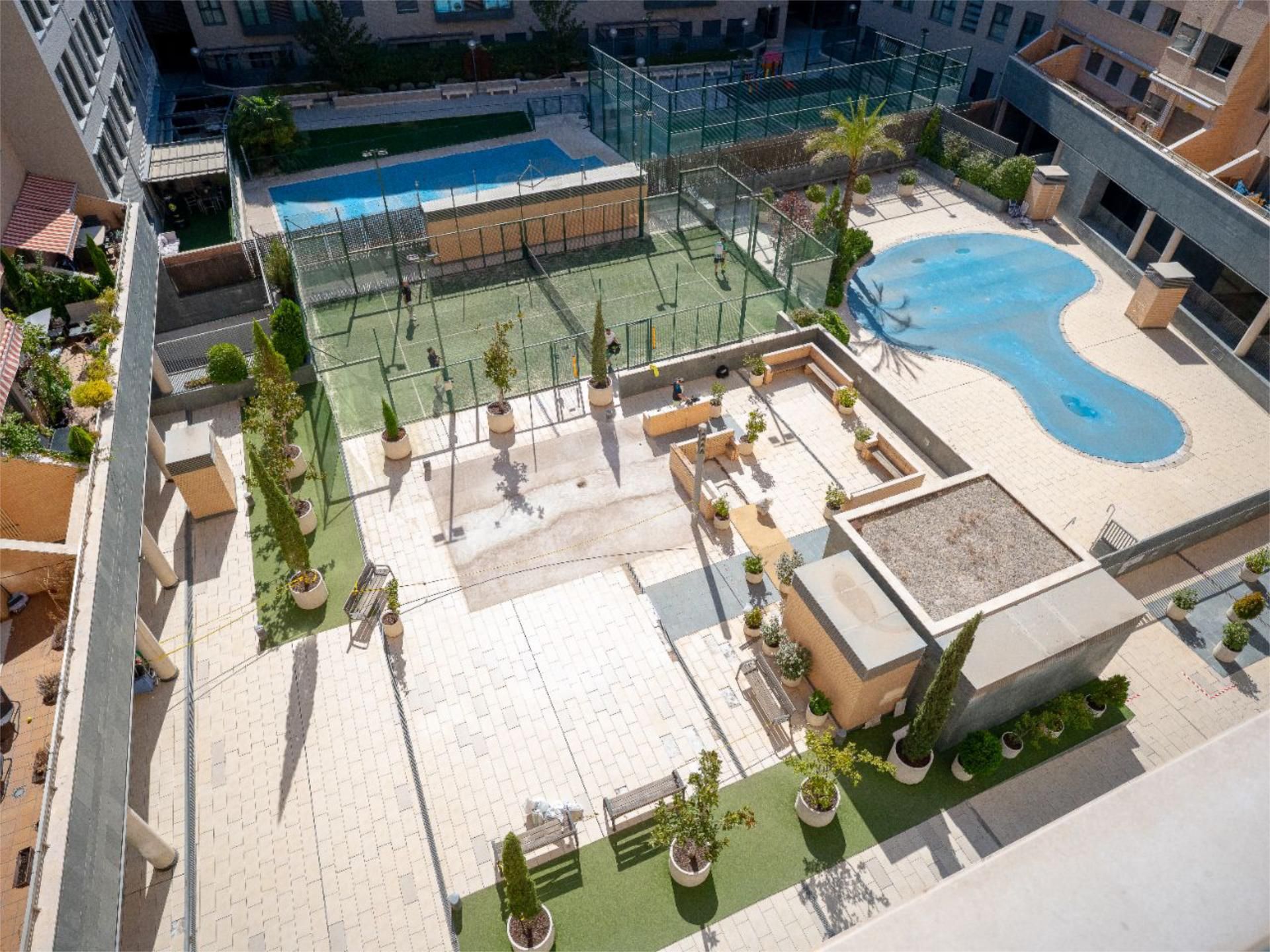 Piscina de Pis en venda en  Madrid Capital amb Aire condicionat i Piscina