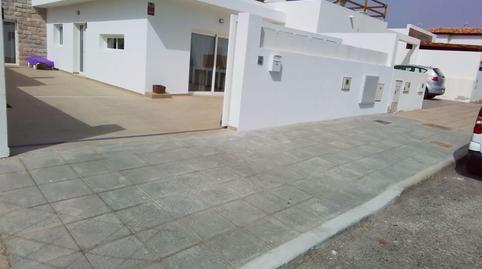 Single-family semi-detached for sale in Avenida Pescadoras, 33, Gran Tarajal, Las Palmas - image 2 Photo 2 of Single-family semi-detached for sale in Avenida Pescadoras, 33, Gran Tarajal, Las Palmas