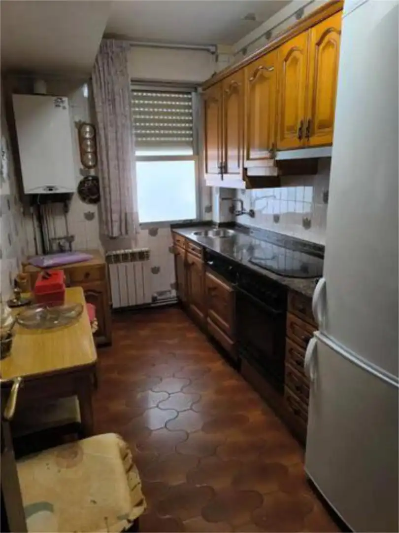 Flat for sale in San Millán - Ayuntamiento Kitchen of Flat for sale in Logroño with Furnished