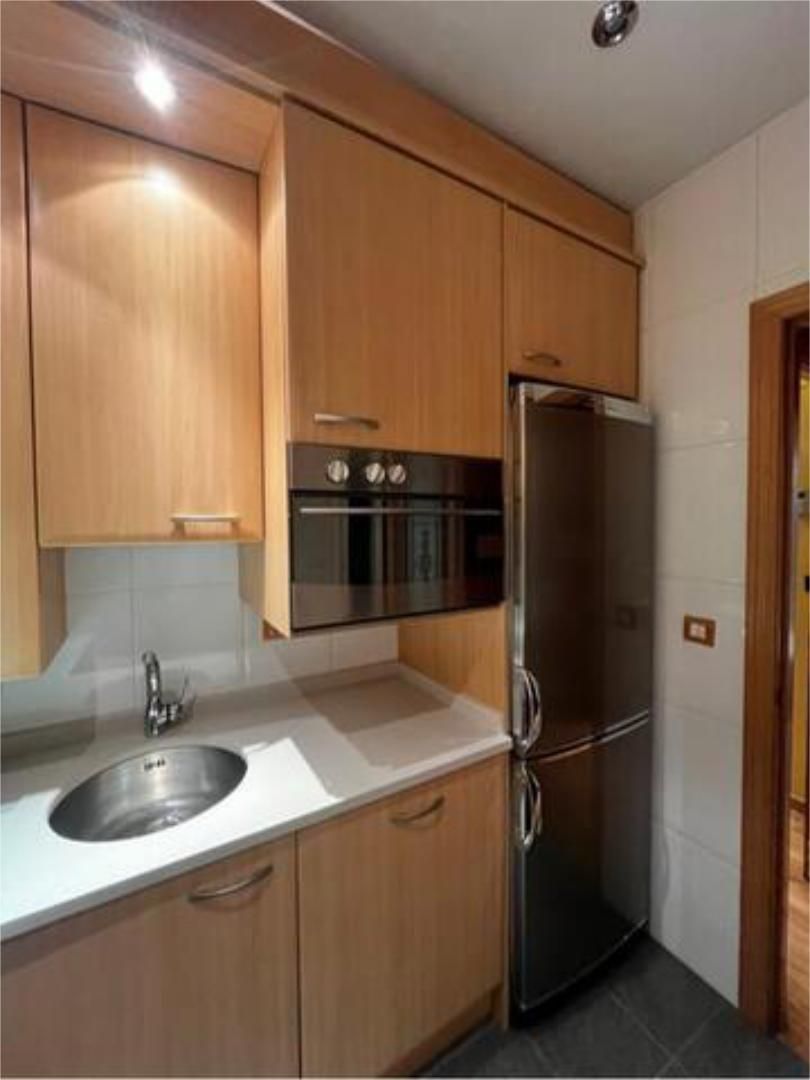 Apartament en venda a Universidad - Las Huelgas
