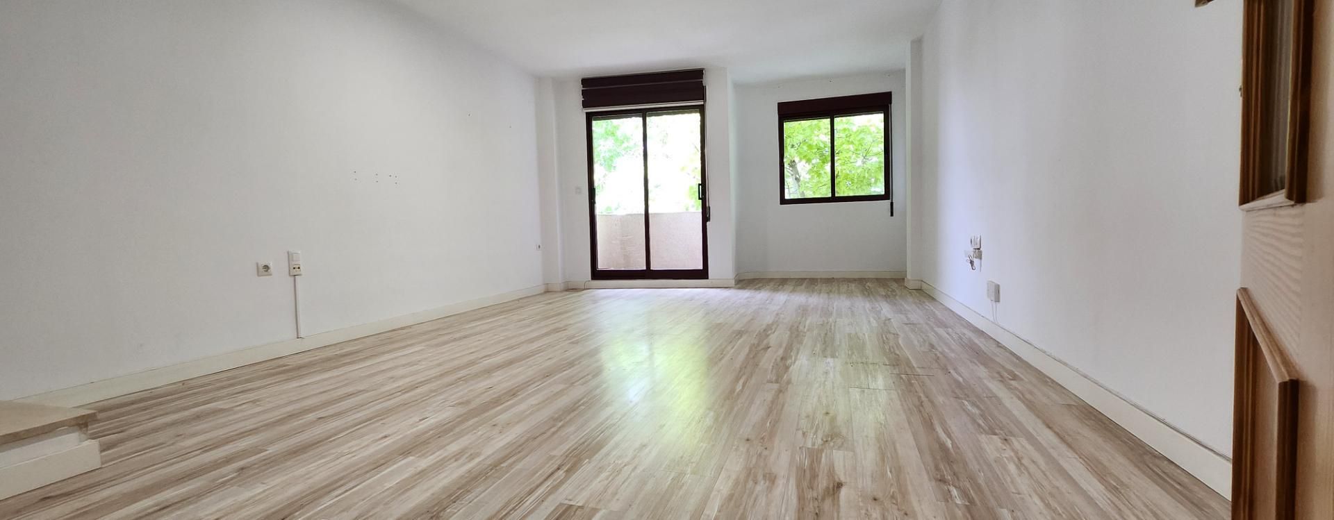 Dúplex en venta en Avinguda de Les Corts Valencianes, 20, Pueblo
