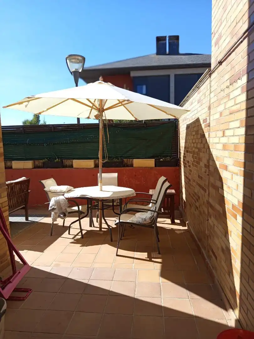 Terrassa de Casa o xalet en venda en Palencia Capital amb Terrassa
