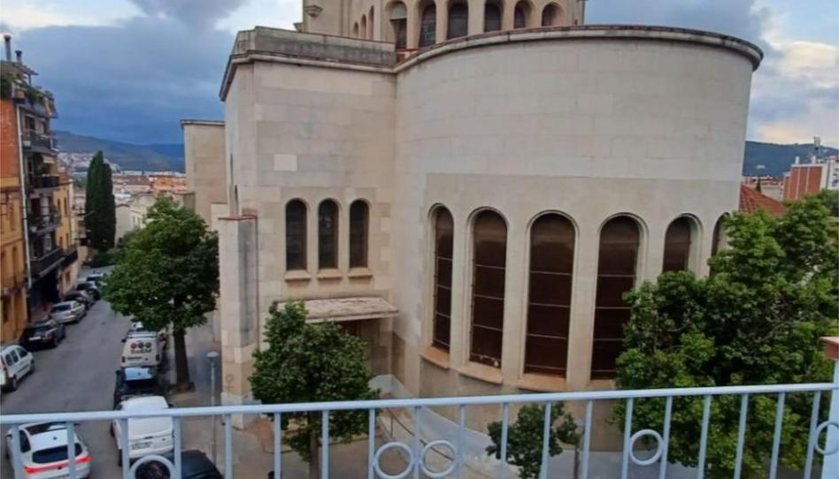 Pis en venda a Carrer Pintor Carbonell, 23, Molins de Rei, Barcelona - imatge 1 Foto 1 de Pis en venda a Carrer Pintor Carbonell, 23, Molins de Rei, Barcelona