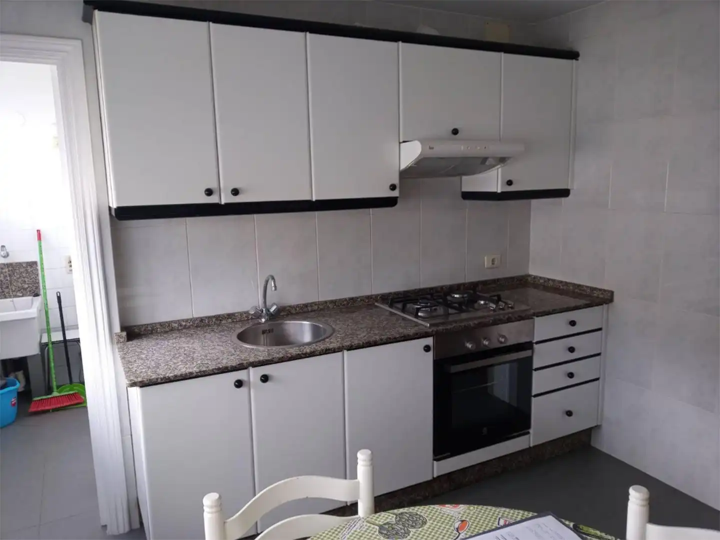 Flat for rent in Avenida de Santa Cecilia, 8, A Malata - Catabois - Ciudad Jardín Kitchen of Flat for rent in Ferrol with Furnished