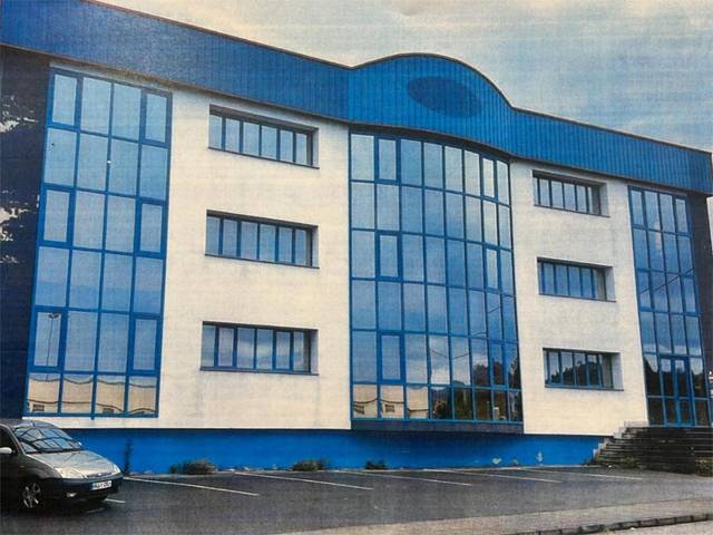 Oficina en Alquiler en Avenida Langreo, 12 en El Berrón - La Carrera