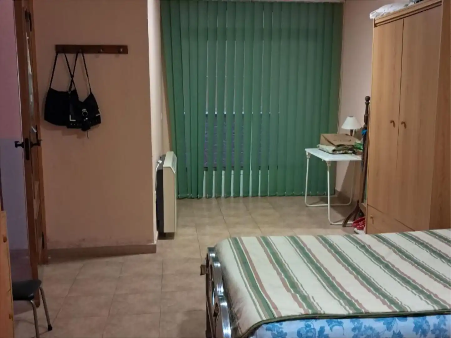 Schlafzimmer von Erdgeschoss zum Verkauf in Coria