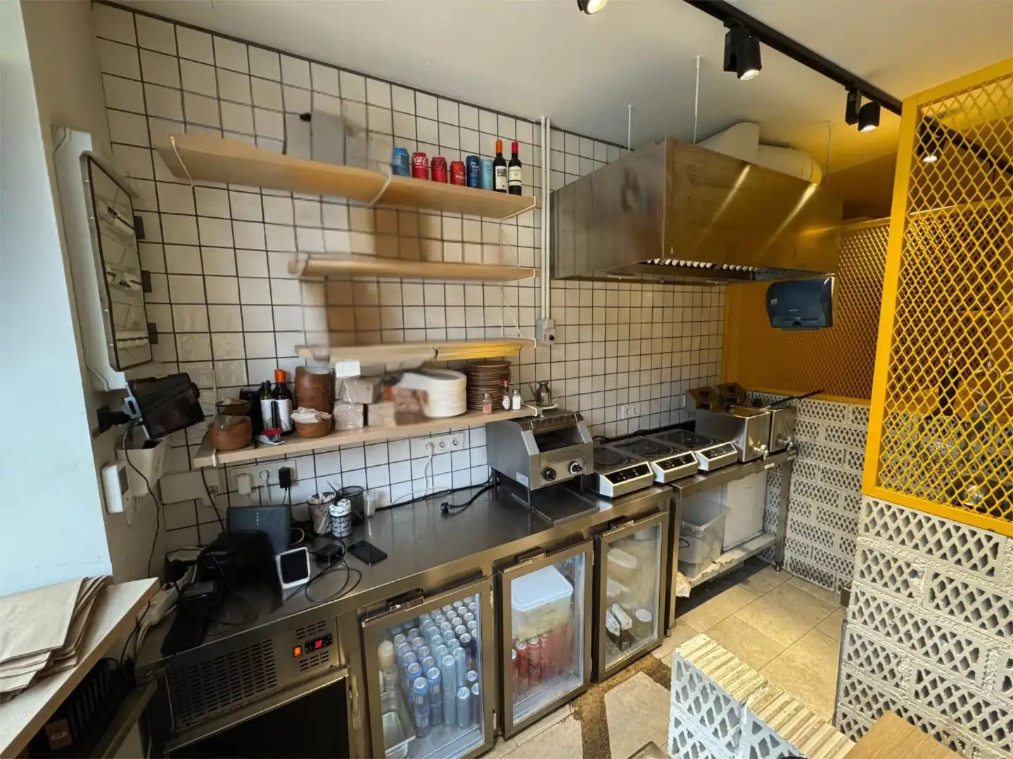Cocina de Local en traspaso en Sant Cugat del Vallès con Aire acondicionado, Calefacción y Amueblado