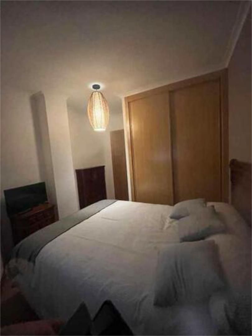 Dormitori de Apartament de lloguer en Cervo amb Calefacció, Traster i Moblat