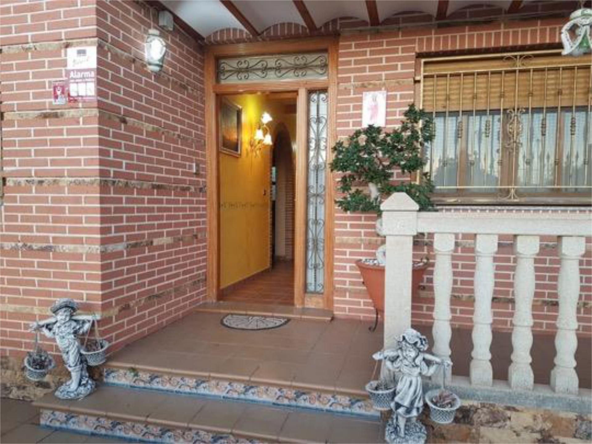 Single-family semi-detached for sale in  Murcia Capital  with Terrace and Swimming Pool