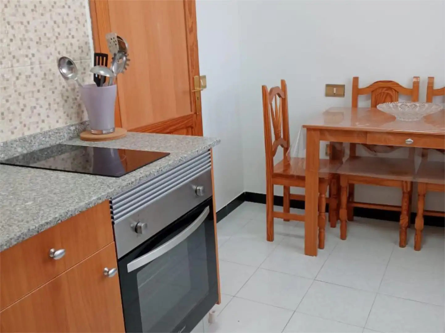 Apartamento de alquiler en La Piquienta, 16, Santa María de Guía de Gran Canaria Cocina de Apartamento de alquiler en Santa María de Guía de Gran Canaria con Amueblado