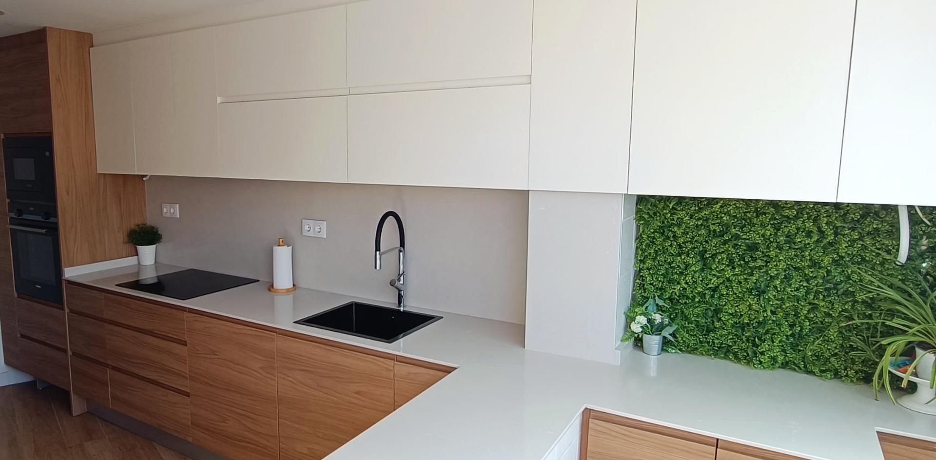 Flat for sale in Calle Núñez de Balboa, 55, San Bartolomé - Millán de Priego Kitchen of Flat for sale in  Jaén Capital  with Air Conditioner and Balcony