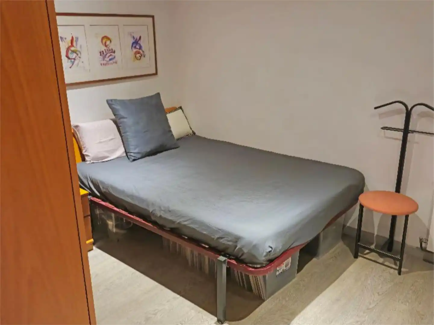 Maisonette zum Verkauf in Carrer de Montserrat, 13, Sant Crist Schlafzimmer von Maisonette zum Verkauf in Badalona mit Klimaanlage