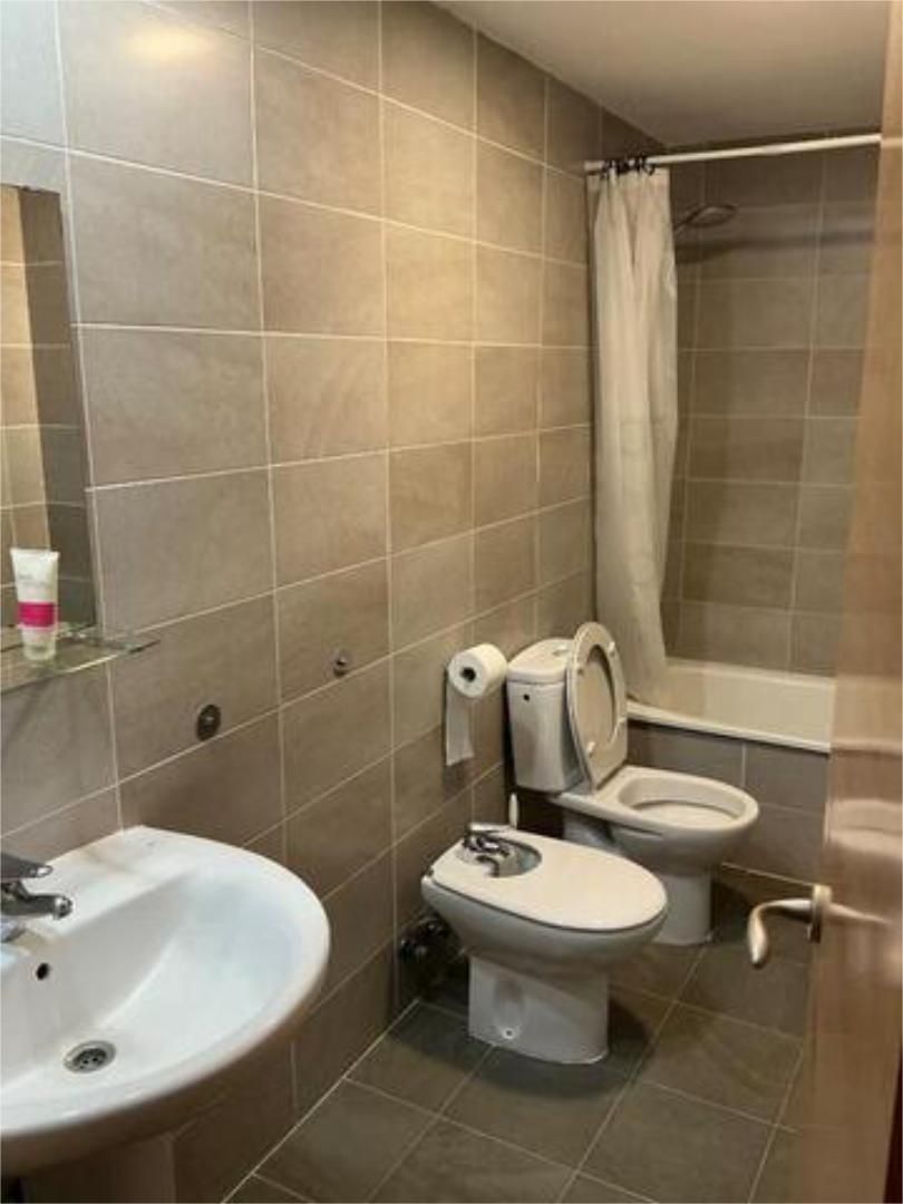 Flat to share in L'Alcúdia Bathroom of Flat to share in L'Alcúdia  with Storage room