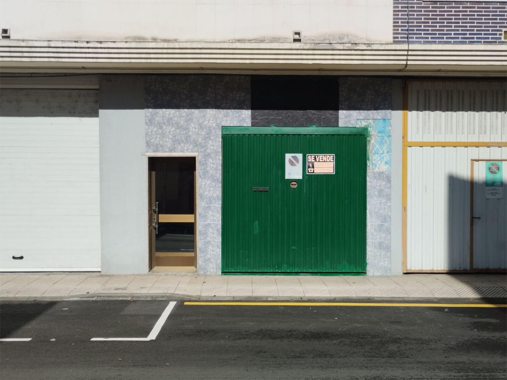 Premises for sale in Calle Puerto de Tarna, 25, Laviana Exterior view of Premises for sale in Laviana