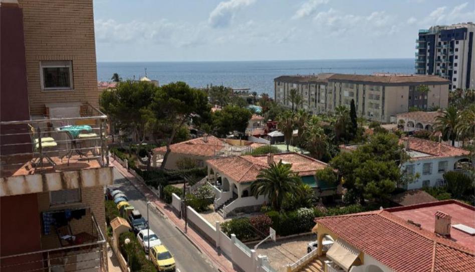 Foto 1 de Àtic en venda a Calle Pleamar, 11, Punta Prima, Alicante